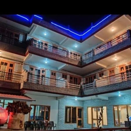 The White House Hotel Kasol Ngoại thất bức ảnh