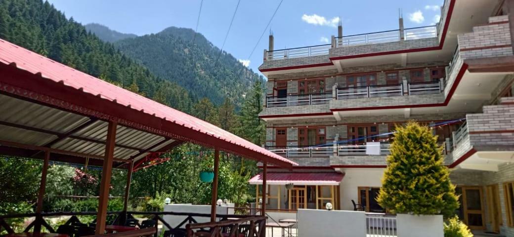 The White House Hotel Kasol Ngoại thất bức ảnh